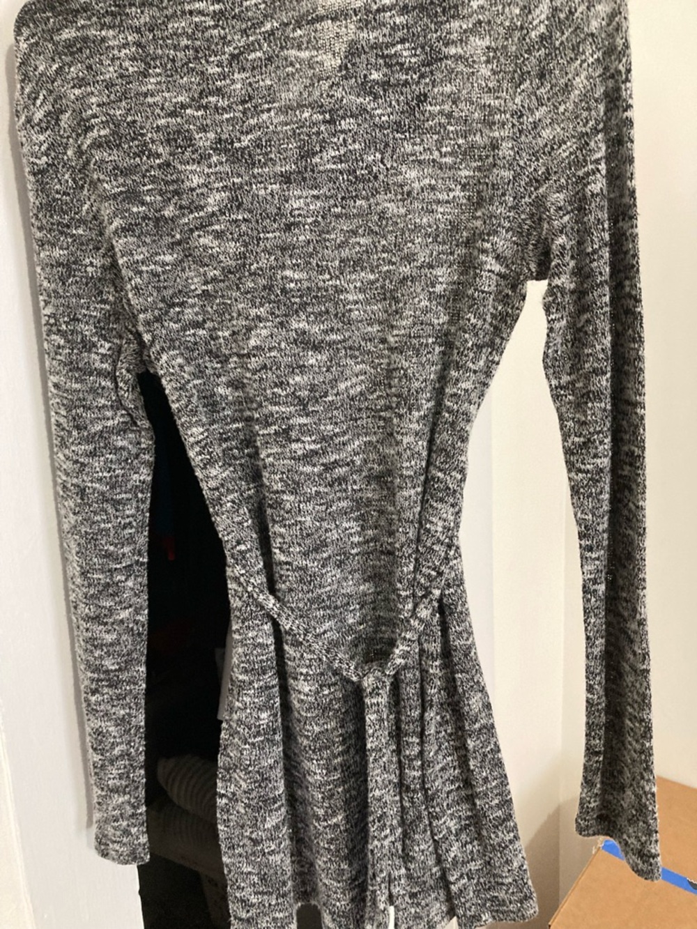 Ladies Sweater - Picture 9 of 12